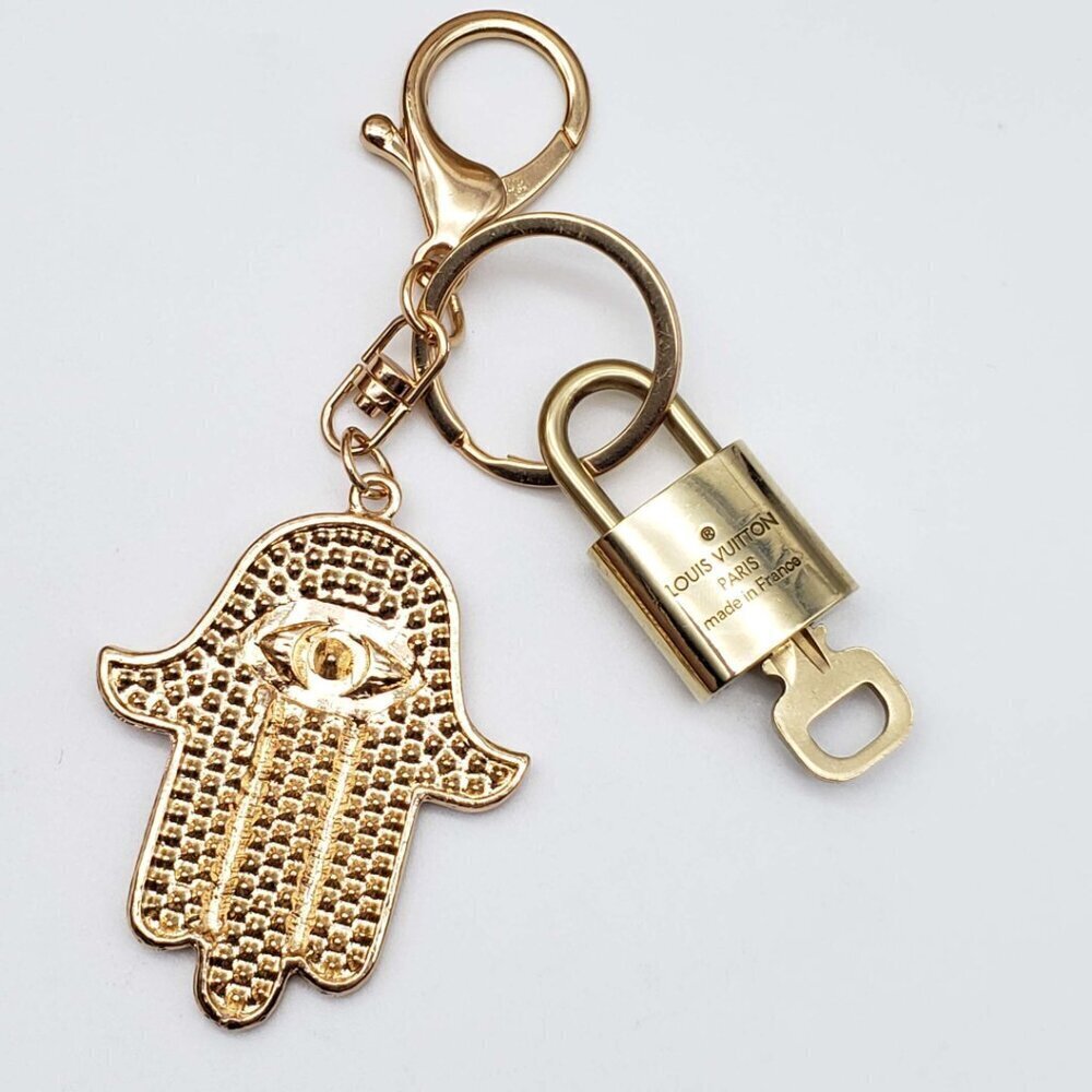 LV Gold Padlock & Key 🔒 Authentic Louis Vuitton Bag Unbranded Evil Eye Charm - Picture 4 of 6